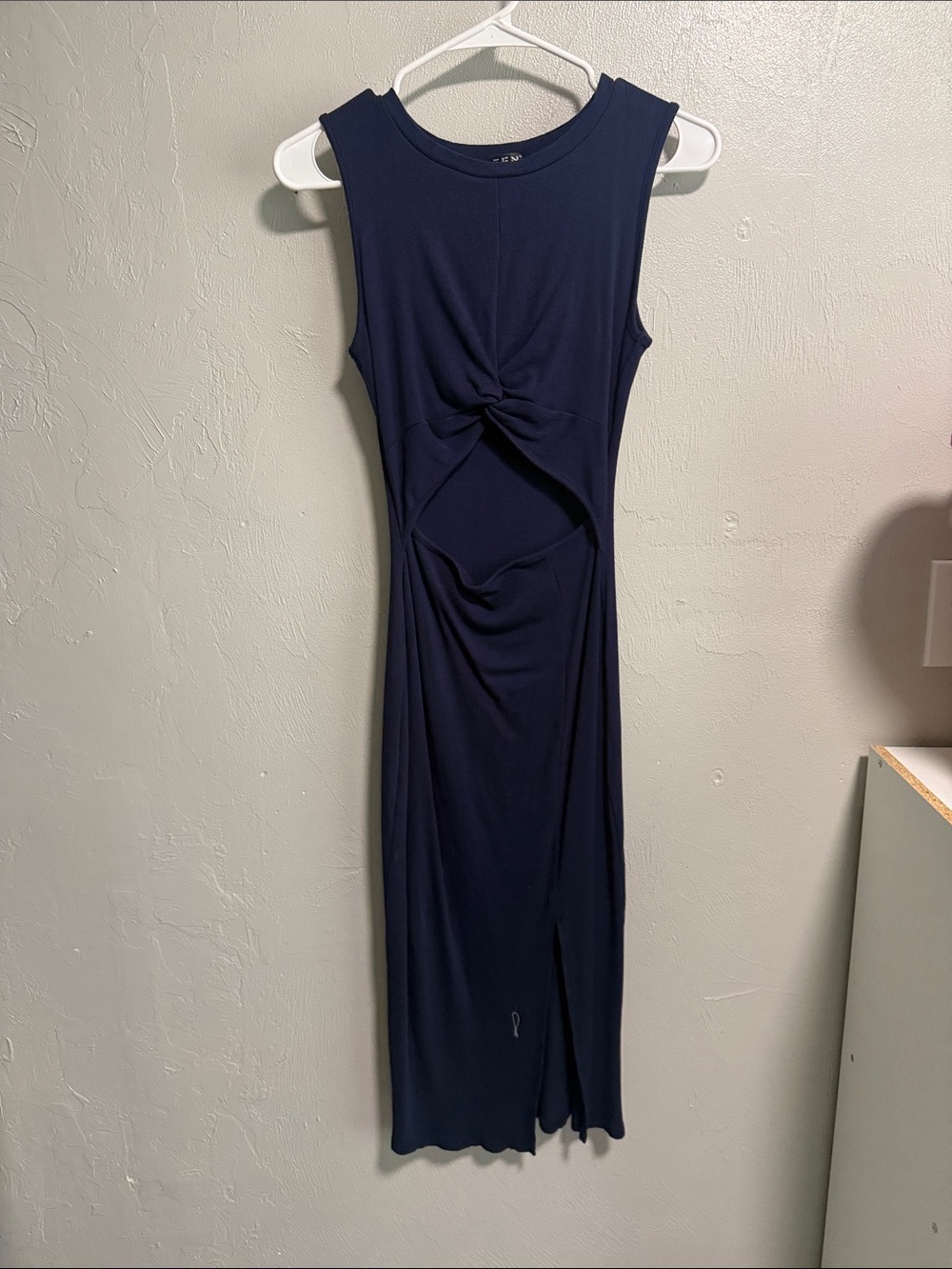 Sleeveless Navy Twist-Knot Midi Dress
